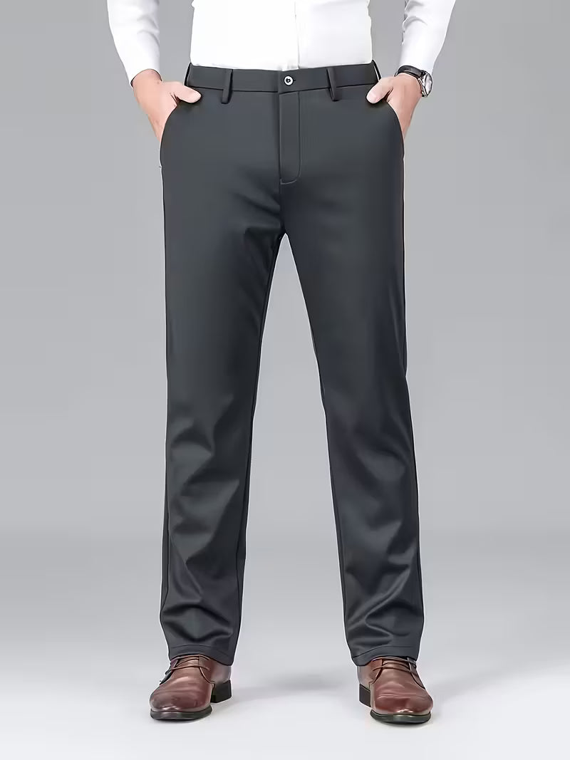 Pantaloni Essenziali – Taglio Dritto