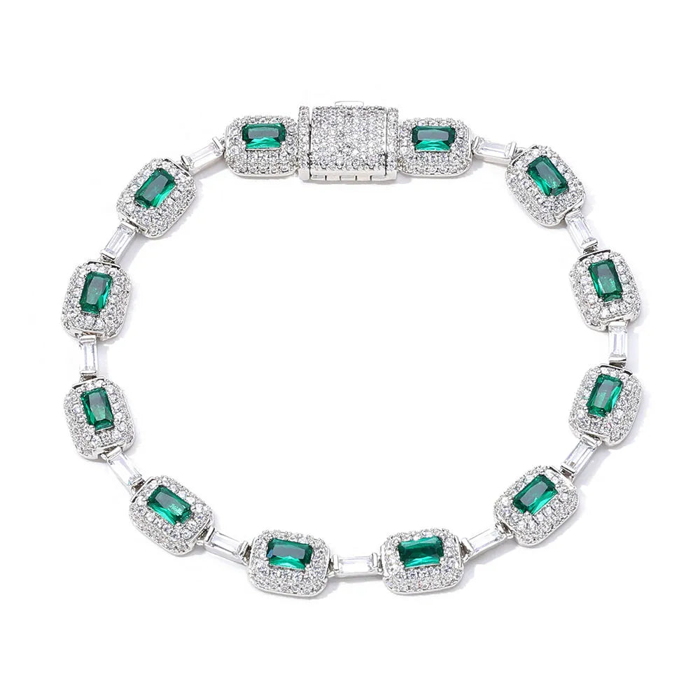 Emerald Crown Bracelet – Precision-Cut Luxury