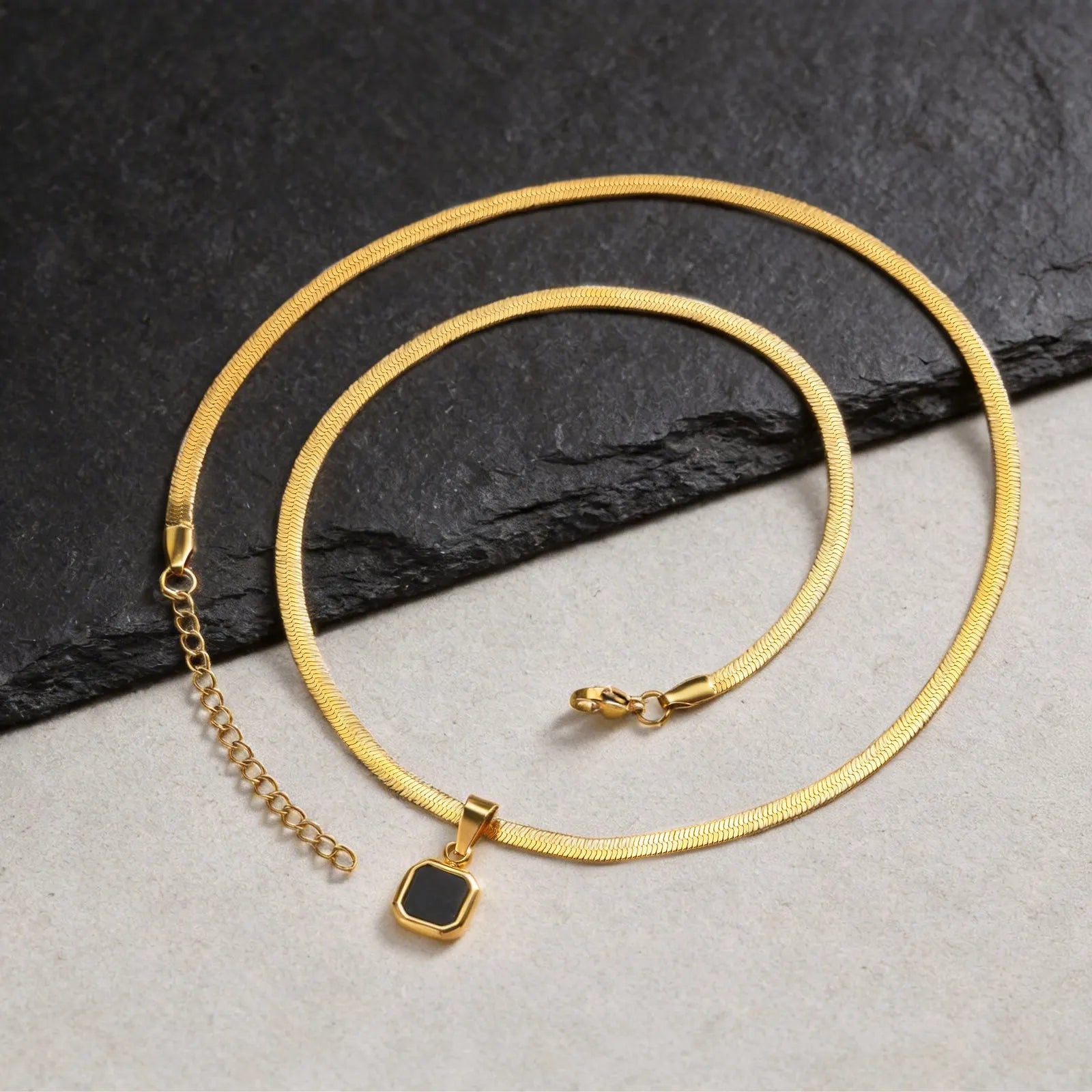 Collana Evren