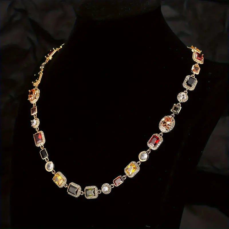 Collier de pierres précieuses Aurora