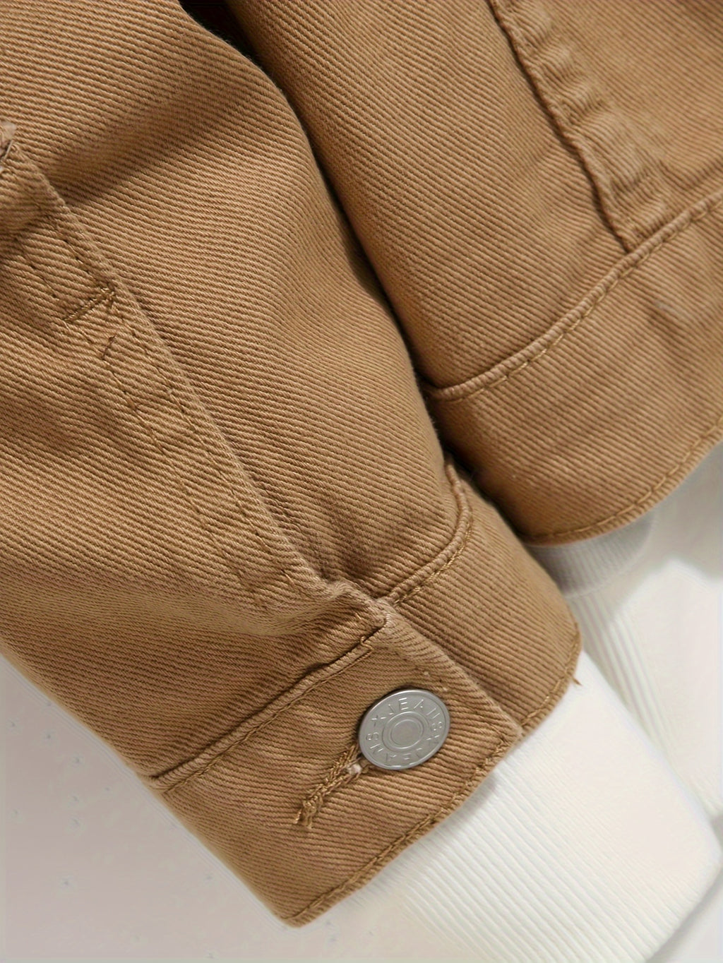 Urban Fringe Jacket – Crafted for Street Expression